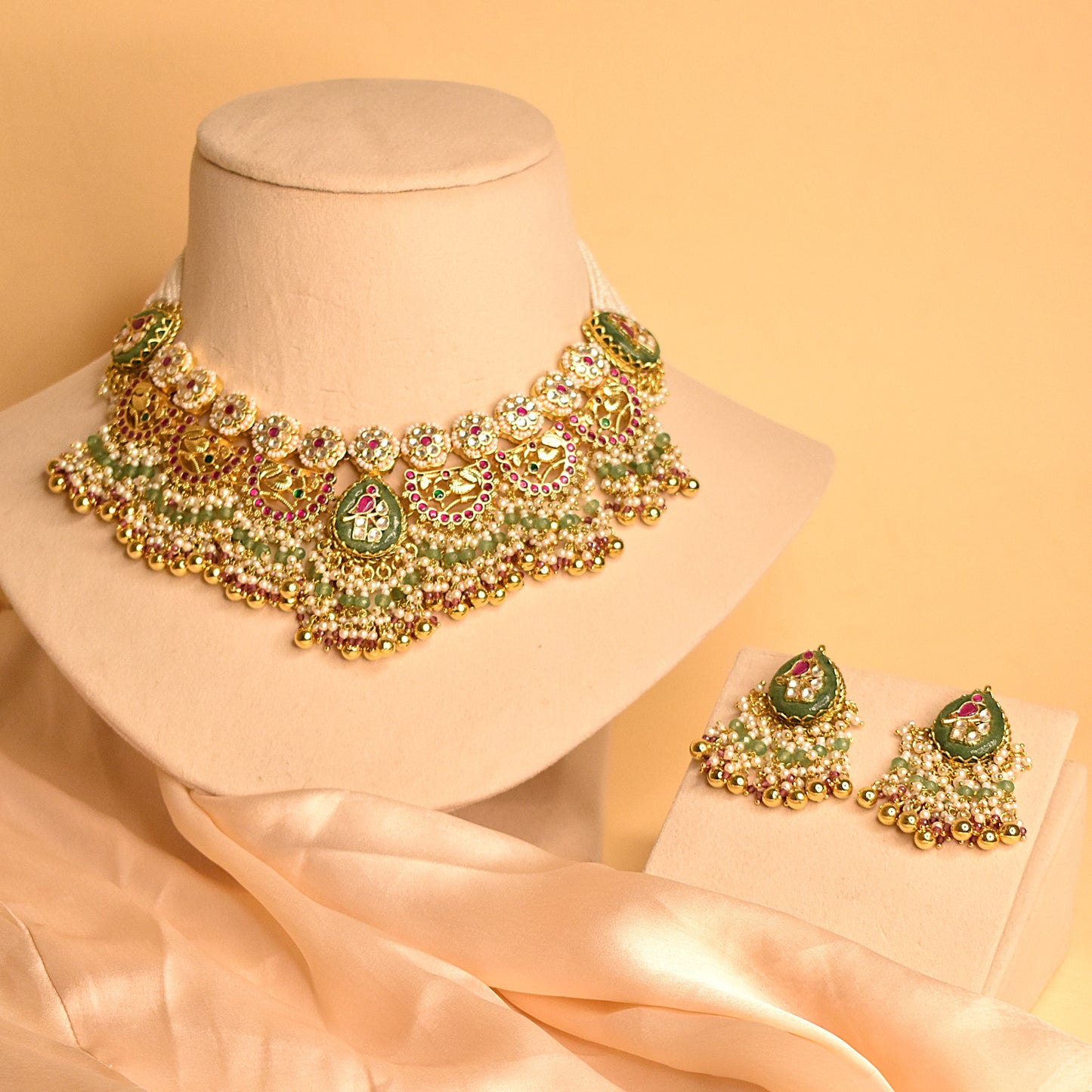 Amara Necklace Set