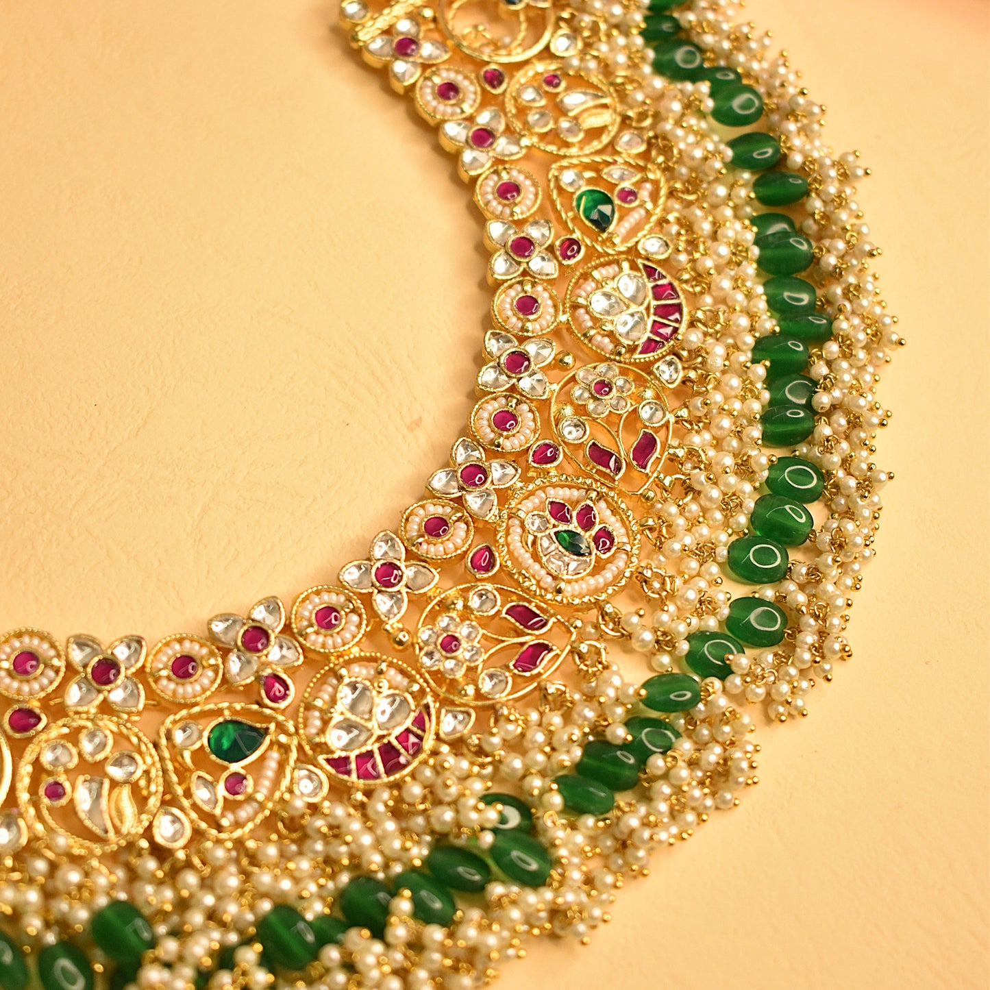 Gulnar Green Necklace Set