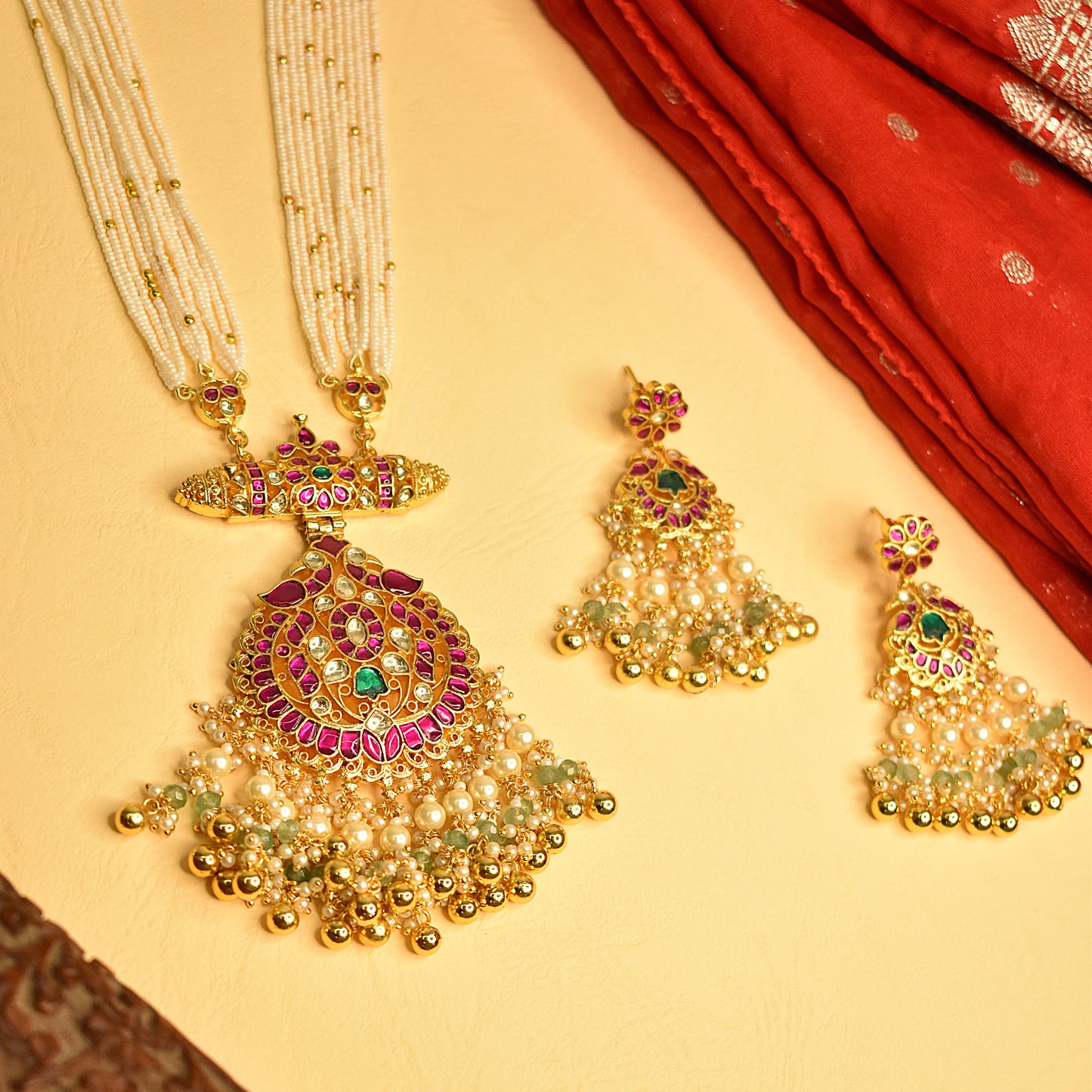 Rubab Moti Haar