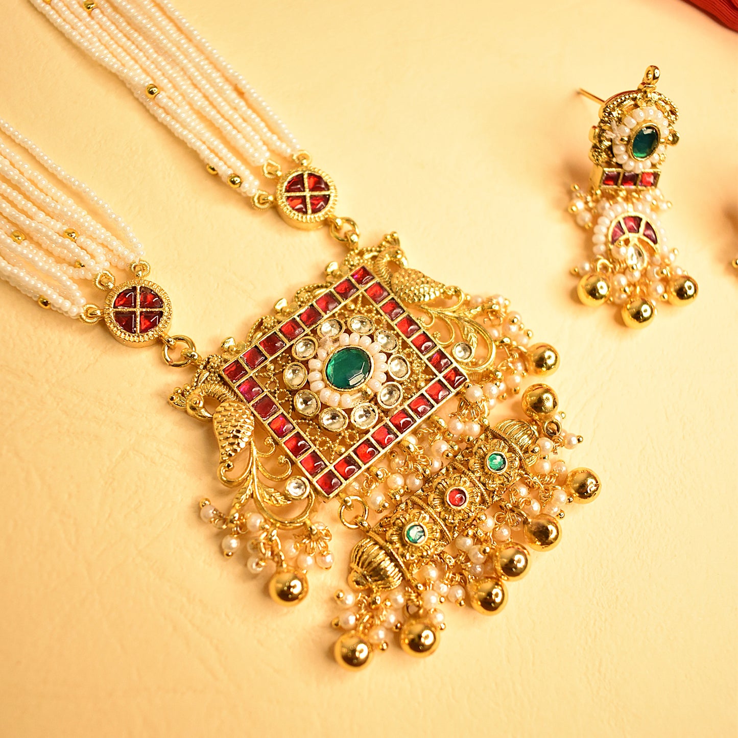 Vainika Mayura Necklace Set