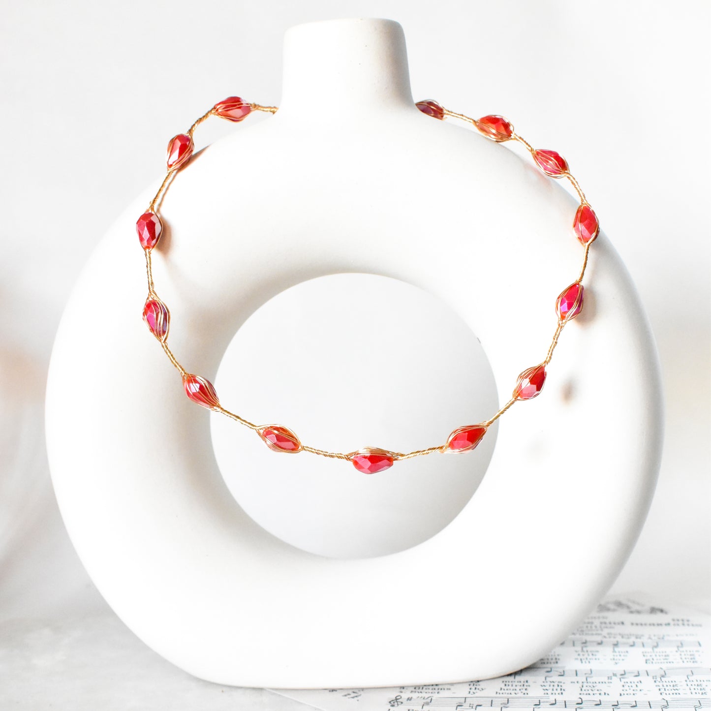 Red Single Line Tiara Necklace