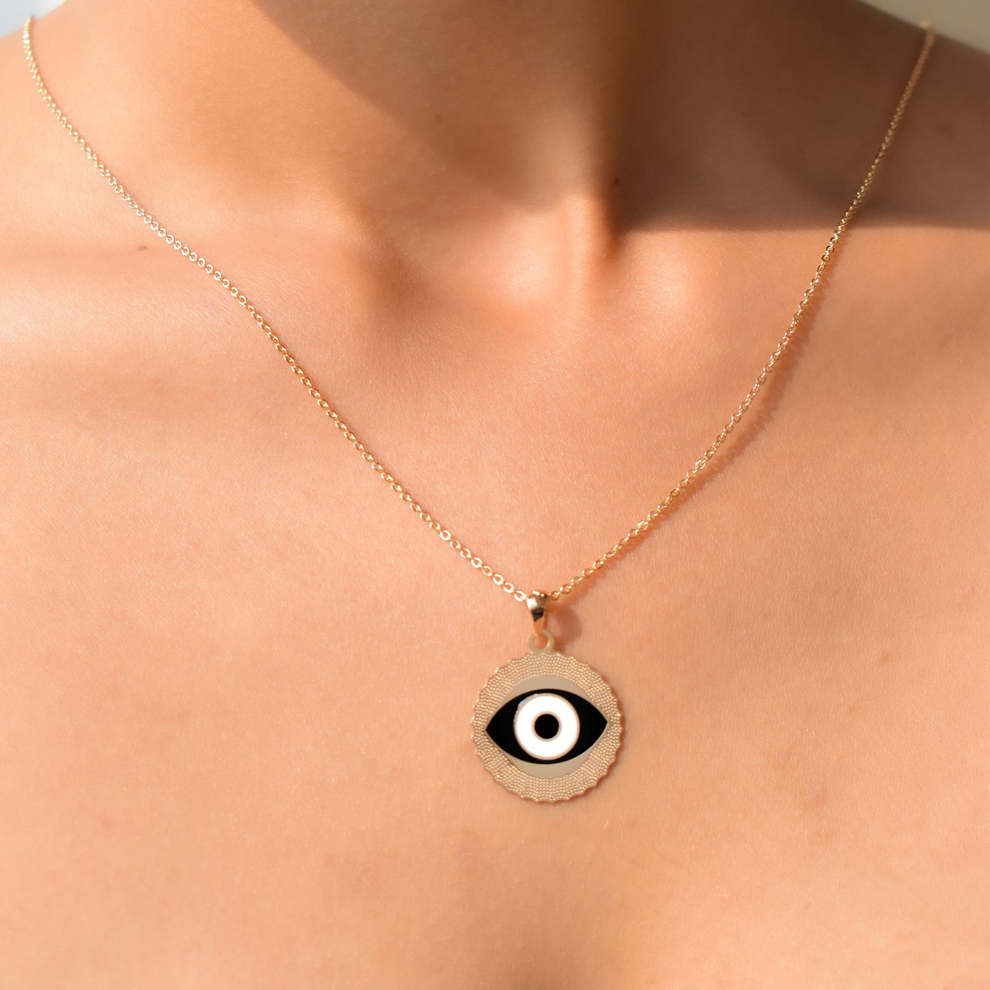 Round Evil Eye Pendant Chain